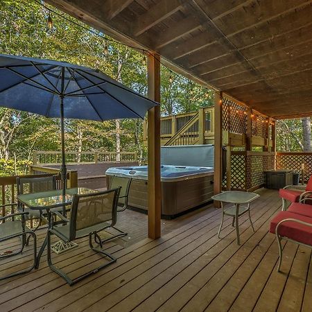 Golden Eagle Ga Cabin - Hot Tub, Firepit & Fast Wifi บลูริดจ์ ภายนอก รูปภาพ