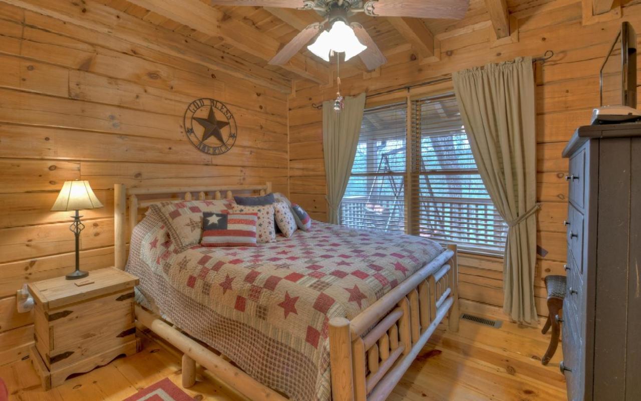 Golden Eagle Ga Cabin - Hot Tub, Firepit & Fast Wifi บลูริดจ์ ภายนอก รูปภาพ